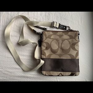 Coach classic crossbody